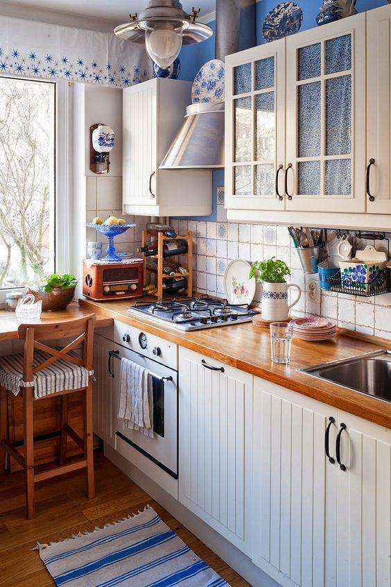 Потрясающие идеи для маленькой уютной кухни 9 | Дока-Мастер