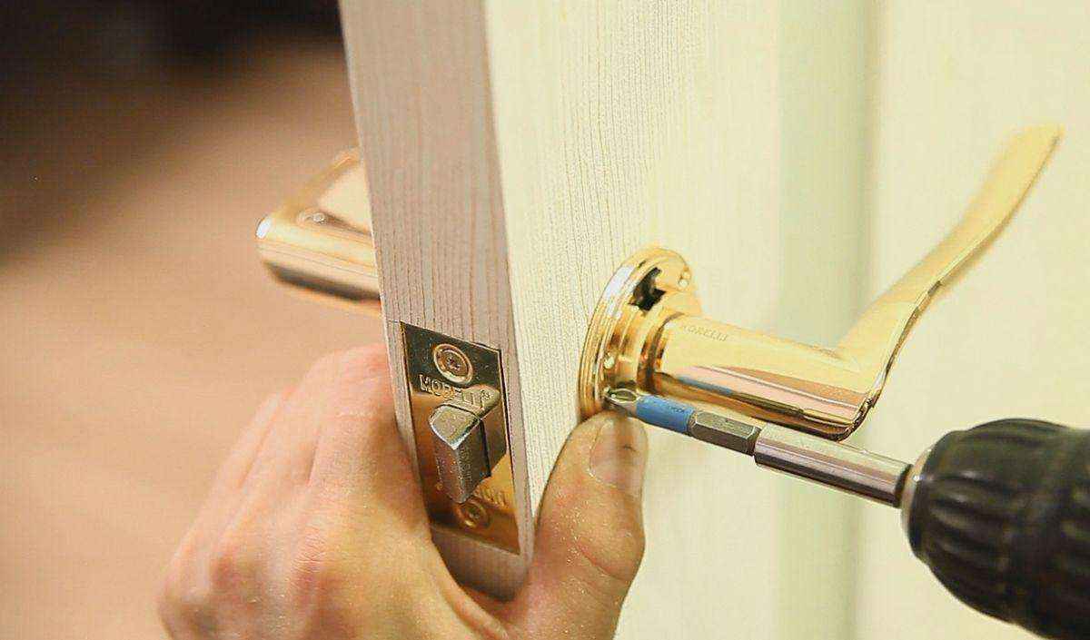 Как починить дверную ручку 2 | Дока-Мастер
