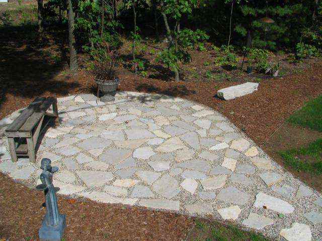 Как сделать мозаичный пол во дворе из натурального камня 2 | Дока-Мастер