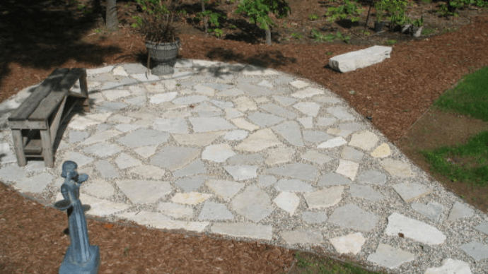 Как сделать мозаичный пол во дворе из натурального камня 1 | Дока-Мастер