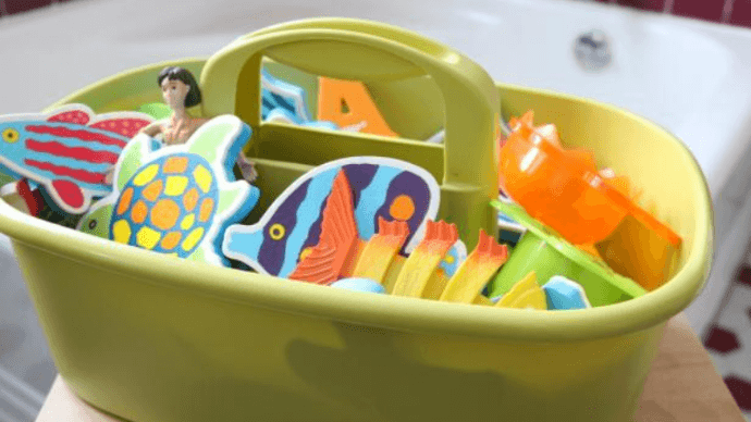 Легкий и натуральный способ чистки детских игрушек для купания 1 | Дока-Мастер