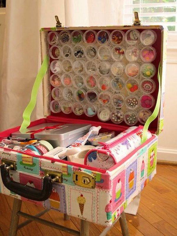 Творческие идеи использования старых чемоданов 8 | Дока-Мастер